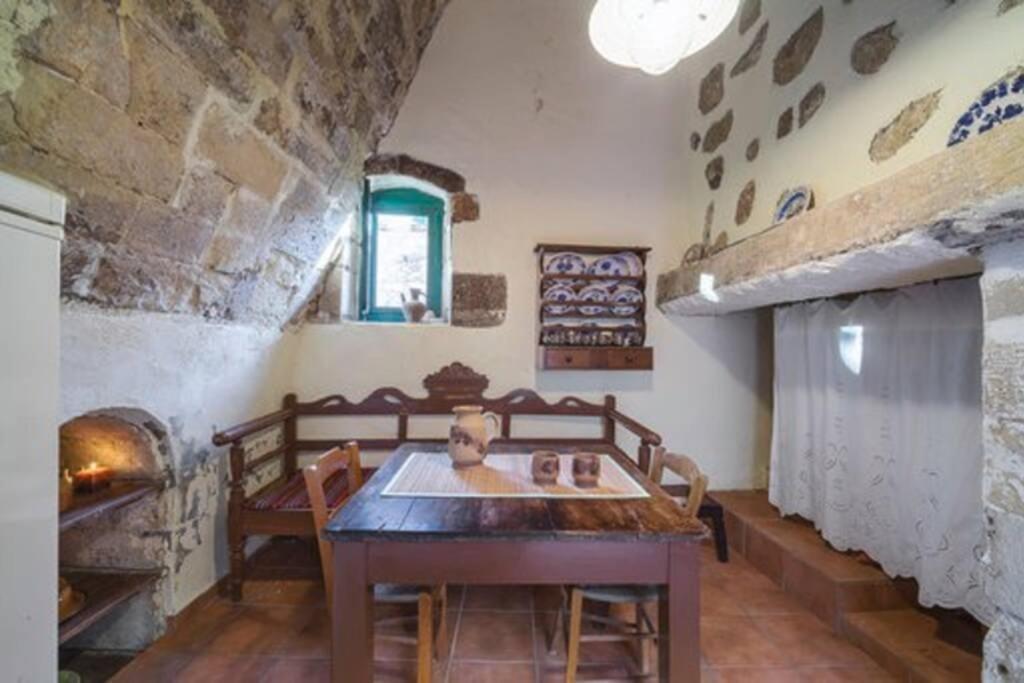 Moundros 1620 Venetian Residence Buitenkant foto